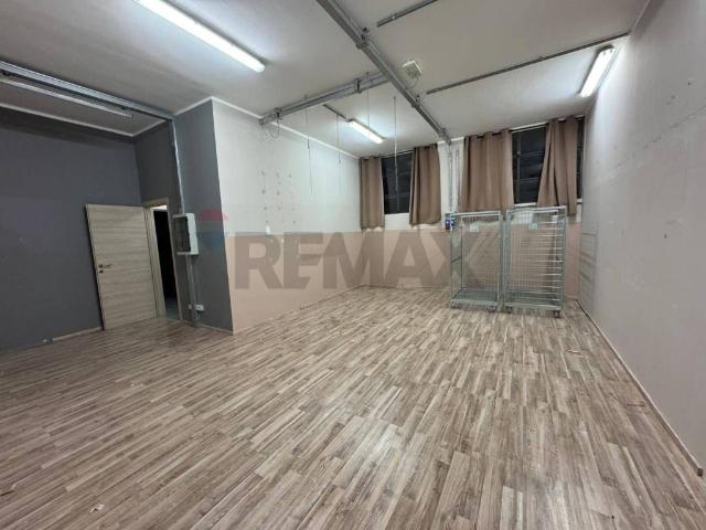 Locale Commerciale in vendita a Sivizzano, Salsomaggiore Terme
