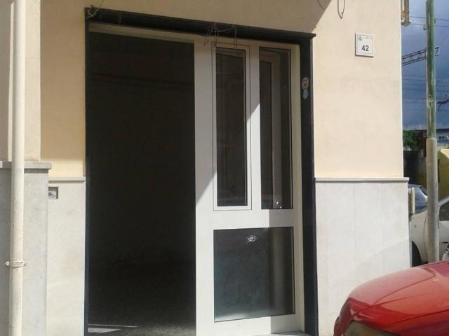 Locale Commerciale in vendita a San Giorgio A Cremano, Campania