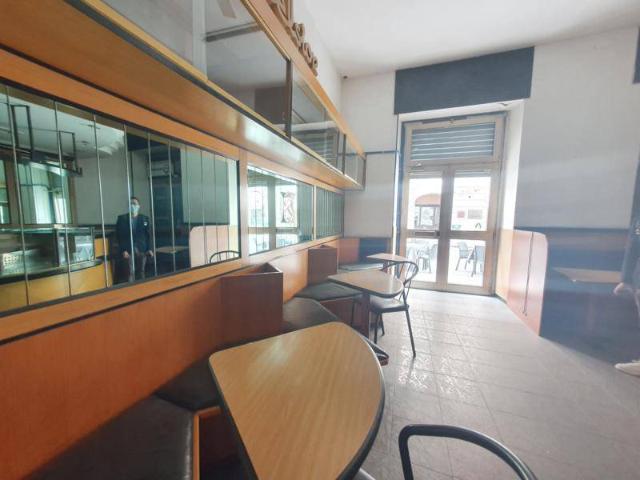 Locale Commerciale in vendita a Città Nuova-Barriera Nuova-San Vito-Città Vecchia, Villa Opicina