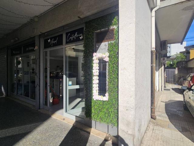 Locale Commerciale in vendita a Mestre-Carpenedo, Venezia