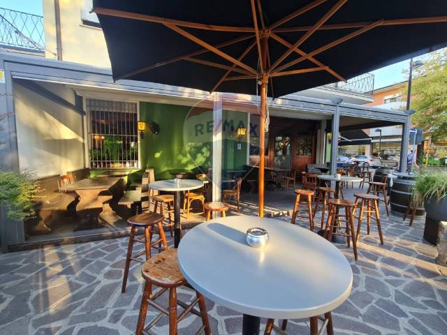 Locale Commerciale in vendita a Monterosso, Abano Terme Bagni