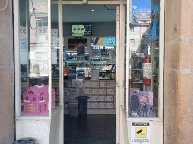 Locale Commerciale in vendita a Aidone, Sicilia