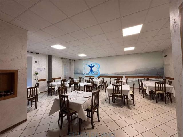 Locale Commerciale in vendita a Comunità della Vallagarina, Ala