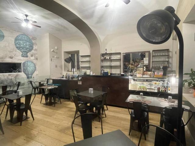 Locale Commerciale in vendita a Piemonte, Cuneo