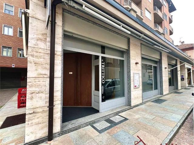 Locale Commerciale in vendita a Piemonte, Cuneo