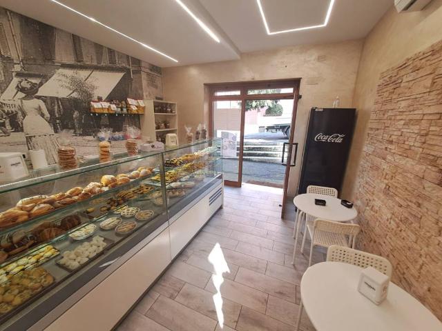 Locale Commerciale in vendita a Roma Capitale, Lazio