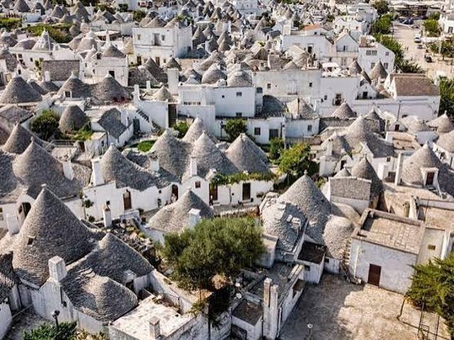 Locale Commerciale in vendita a Alberobello