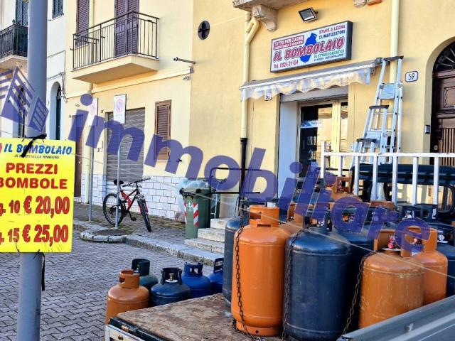 Locale Commerciale in vendita a Alcamo, Sicilia
