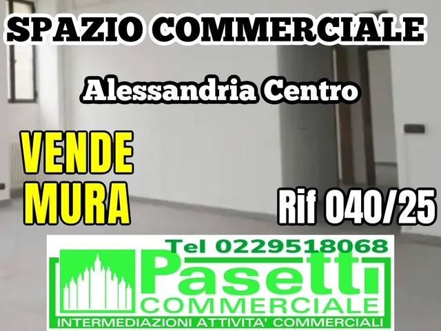 Locale Commerciale in vendita a Piemonte, Alessandria