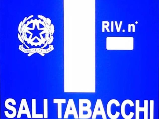 Locale Commerciale in vendita a Piemonte, Alessandria