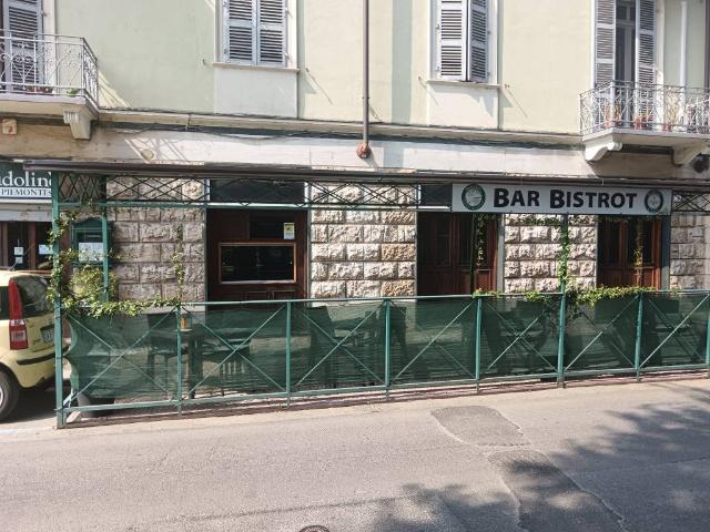 Locale Commerciale in vendita a Piemonte, Alessandria