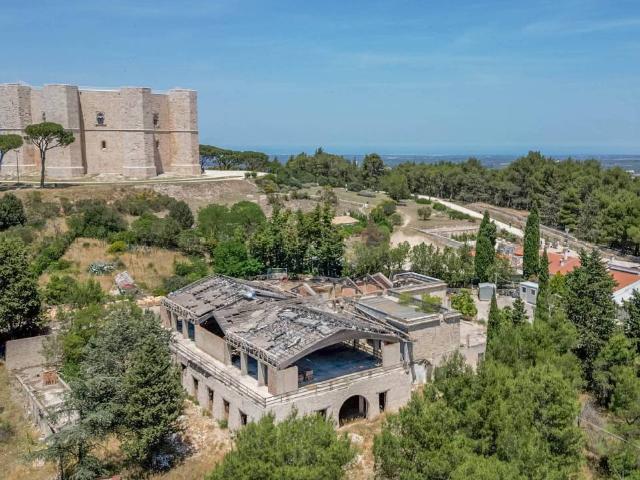 Locale Commerciale in vendita a Andria, Barletta-andria-trani