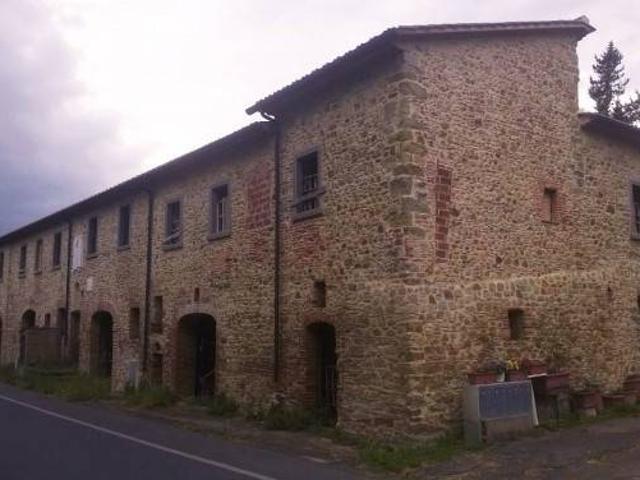 Locale Commerciale in vendita a Ponte Buriano, Palazzo Del Pero