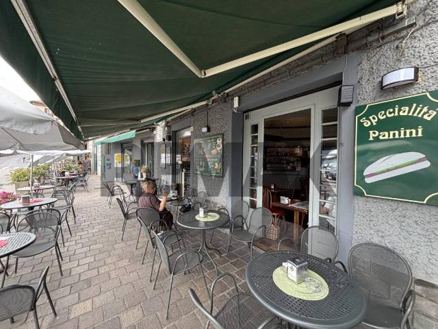 Locale Commerciale in vendita a Argegno, Lombardia