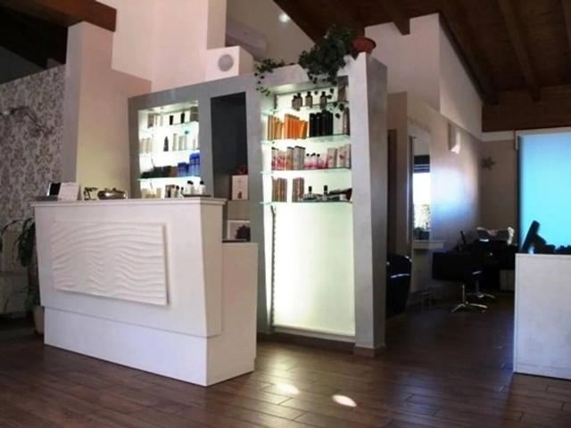 Locale Commerciale in vendita a Piemonte, Alessandria