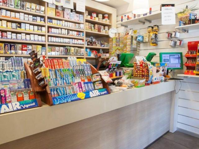 Locale Commerciale in vendita a Marche, Ascoli Piceno