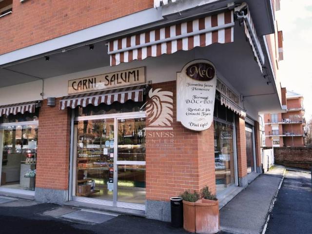 Locale Commerciale in vendita a Borgo Don Bosco, Piemonte