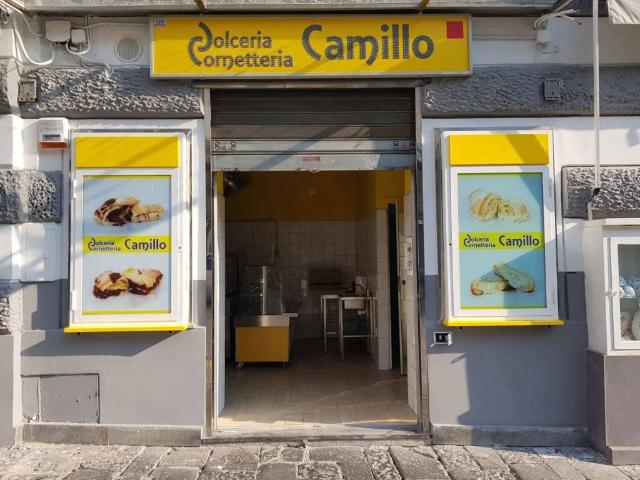 Locale Commerciale in vendita a Bagno d'Aversa, Aversa