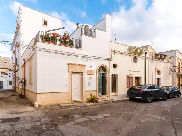 Locale Commerciale in vendita a Puglia, Taranto