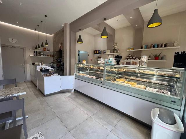 Locale Commerciale in vendita a Avola, Sicilia