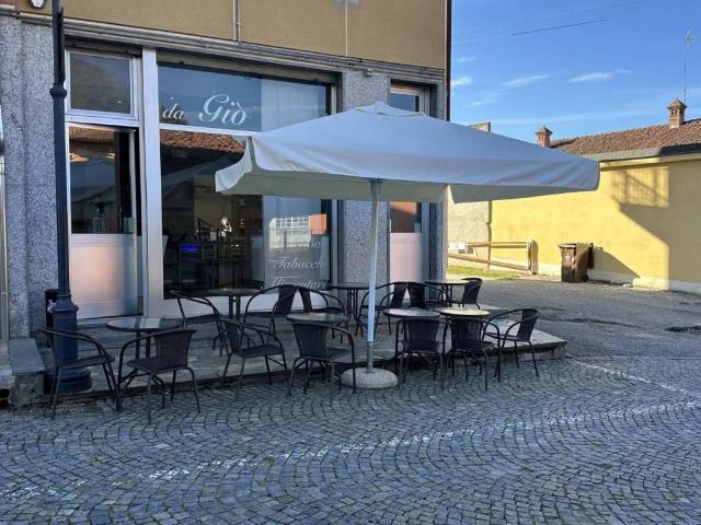 Locale Commerciale in vendita a Piemonte, Cuneo