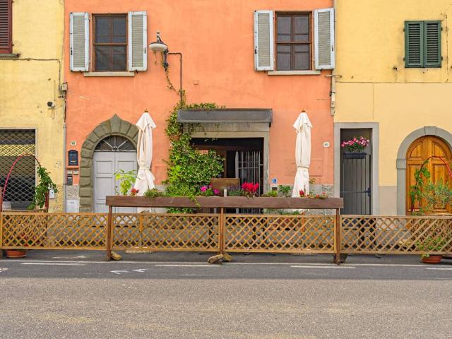 Locale Commerciale in vendita a Barberino Tavarnelle, Tavarnelle Val Di Pesa