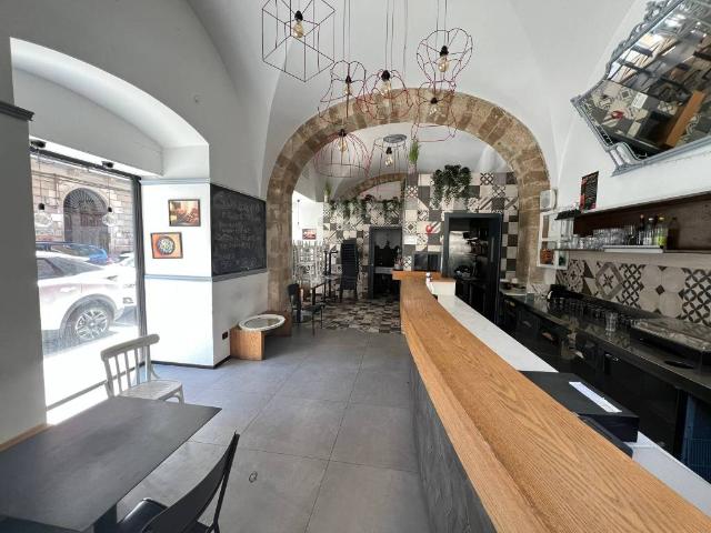 Locale Commerciale in vendita a Murat, Puglia