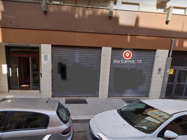 Locale Commerciale in vendita a Puglia, Bari
