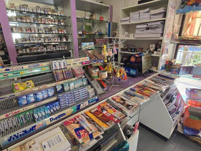 Locale Commerciale in vendita a Villaggio XXV Aprile, Bastia Umbra