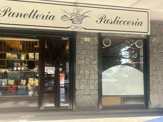 Locale Commerciale in vendita a Fornaci, Beinasco