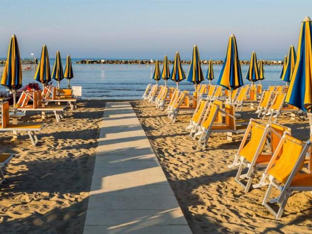 Locale Commerciale in vendita a Igea, Bellaria
