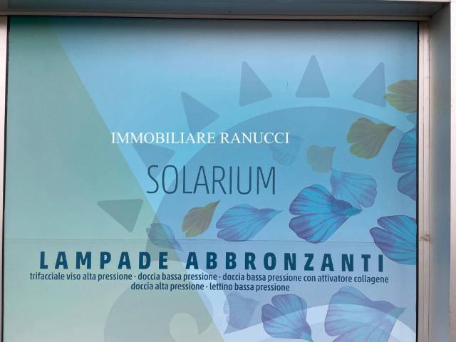 Locale Commerciale in vendita a Monterosso, Bergamo