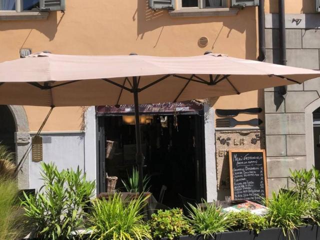 Locale Commerciale in vendita a Bergamo, Lombardia