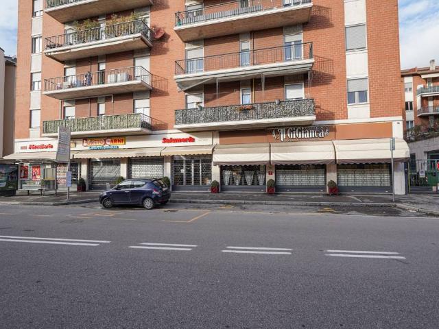 Locale Commerciale in vendita a Loreto, Bergamo
