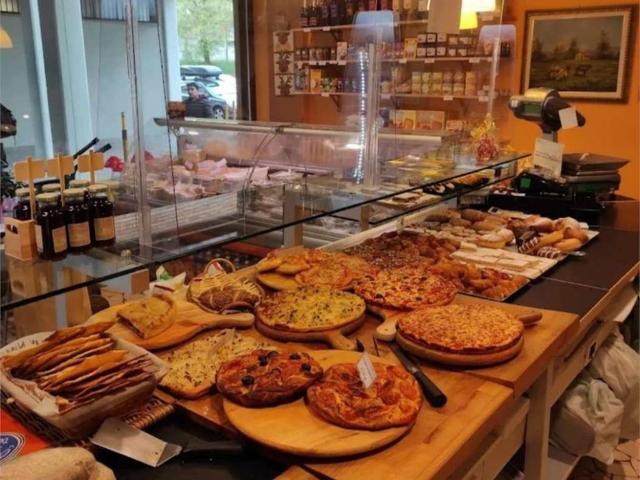 Locale Commerciale in vendita a Monterosso, Bergamo