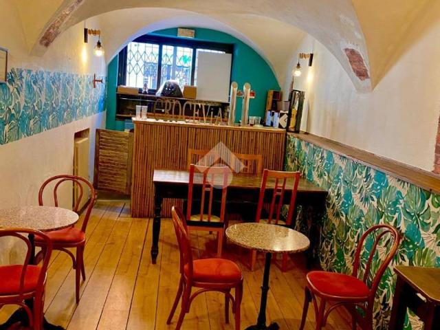 Locale Commerciale in vendita a Borgo Santa Caterina, Bergamo