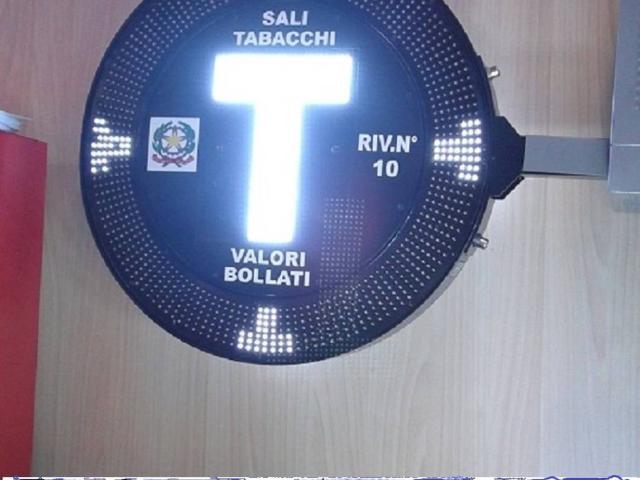 Locale Commerciale in vendita a Magnati, Bergamo