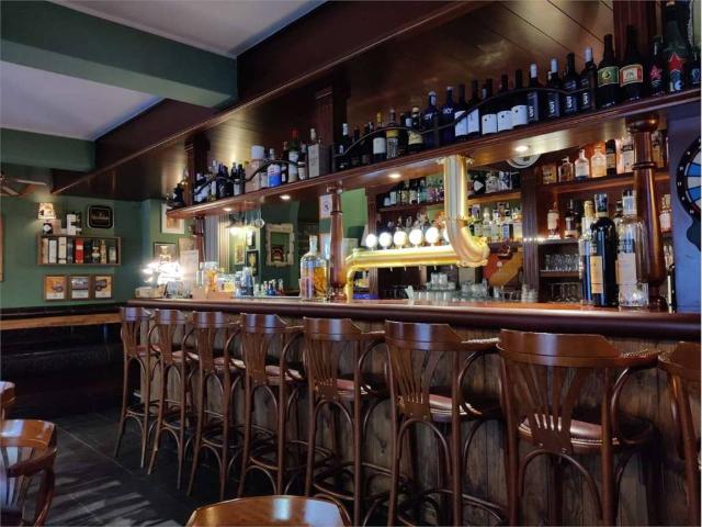 Locale Commerciale in vendita a Città Alta, Bergamo