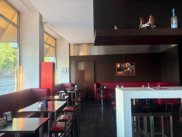 Locale Commerciale in vendita a San Tommaso, Bergamo