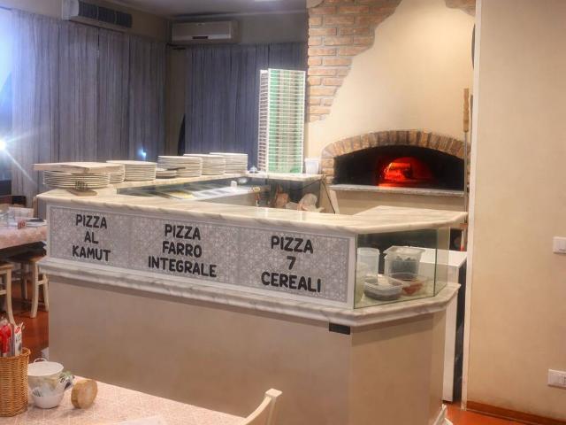 Locale Commerciale in vendita a Unione di Comuni della Romagna Forlivese, Bertinoro