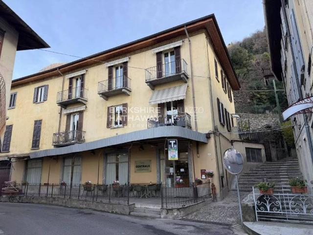 Locale Commerciale in vendita a Blevio, Lombardia