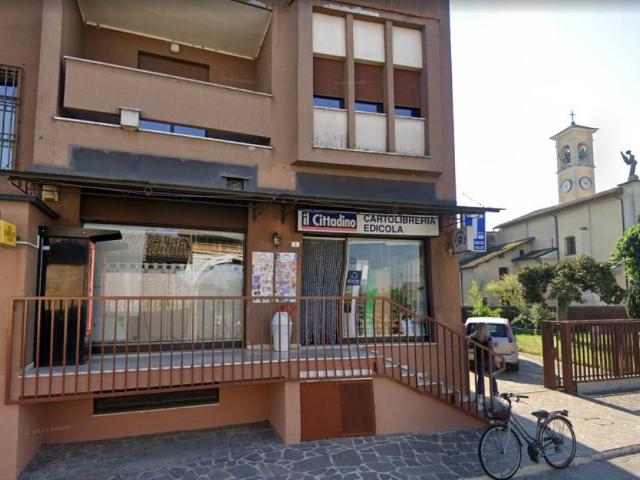 Locale Commerciale in vendita a Boffalora D'adda, Lombardia