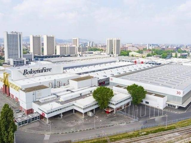 Locale Commerciale in vendita a San Donato, Bologna
