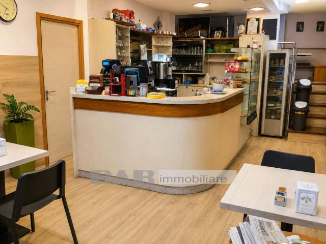 Locale Commerciale in vendita a Dozza, Bologna