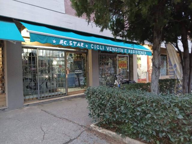 Locale Commerciale in vendita a Monte Donato, Bologna