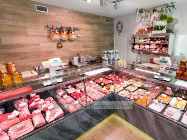 Locale Commerciale in vendita a Chiesanuova, Bologna