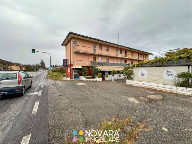 Locale Commerciale in vendita a Piemonte, Novara