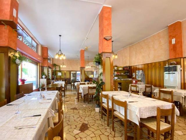 Locale Commerciale in vendita a Villaggio Marcolini, Botticino