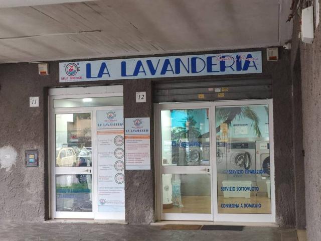 Locale Commerciale in vendita a Roma Capitale, Lazio
