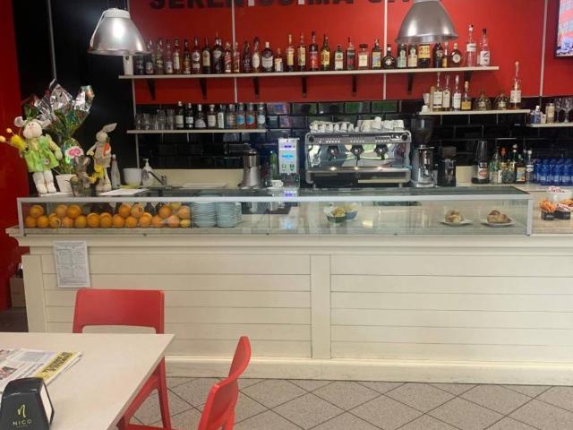 Locale Commerciale in vendita a Zona Est, Brescia